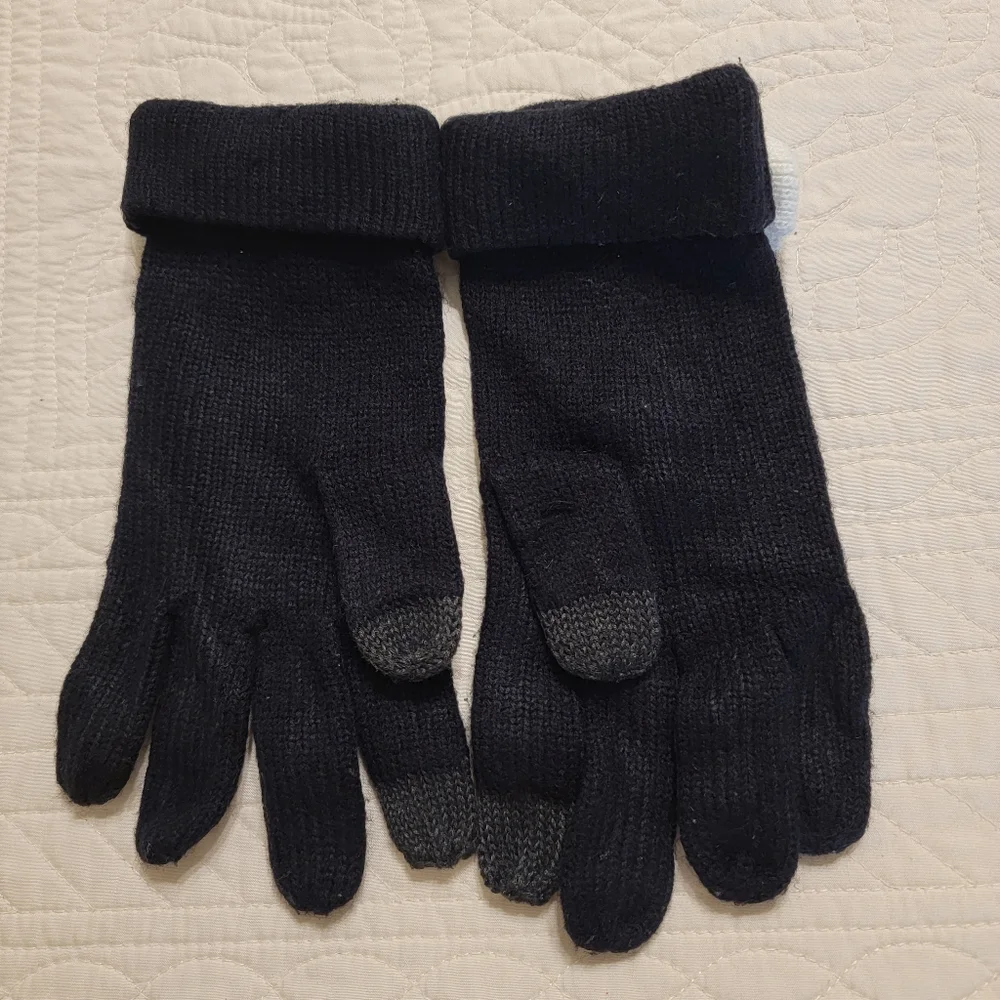 Kate Spade New York Colorblock Bow Tech Gloves - Picture 2 of 3